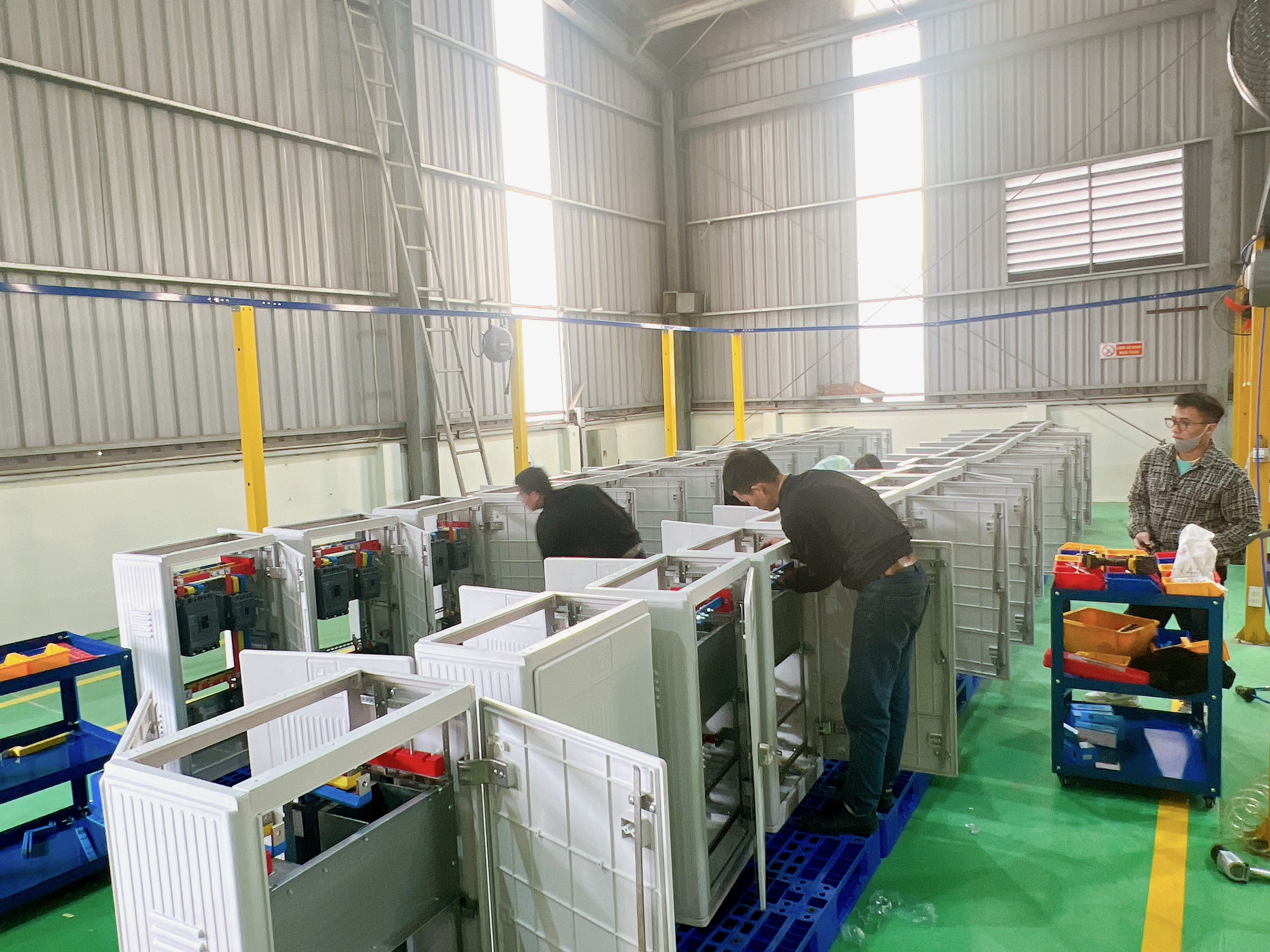 tủ điện hvc sản xuất tủ điện hvc sản xuất