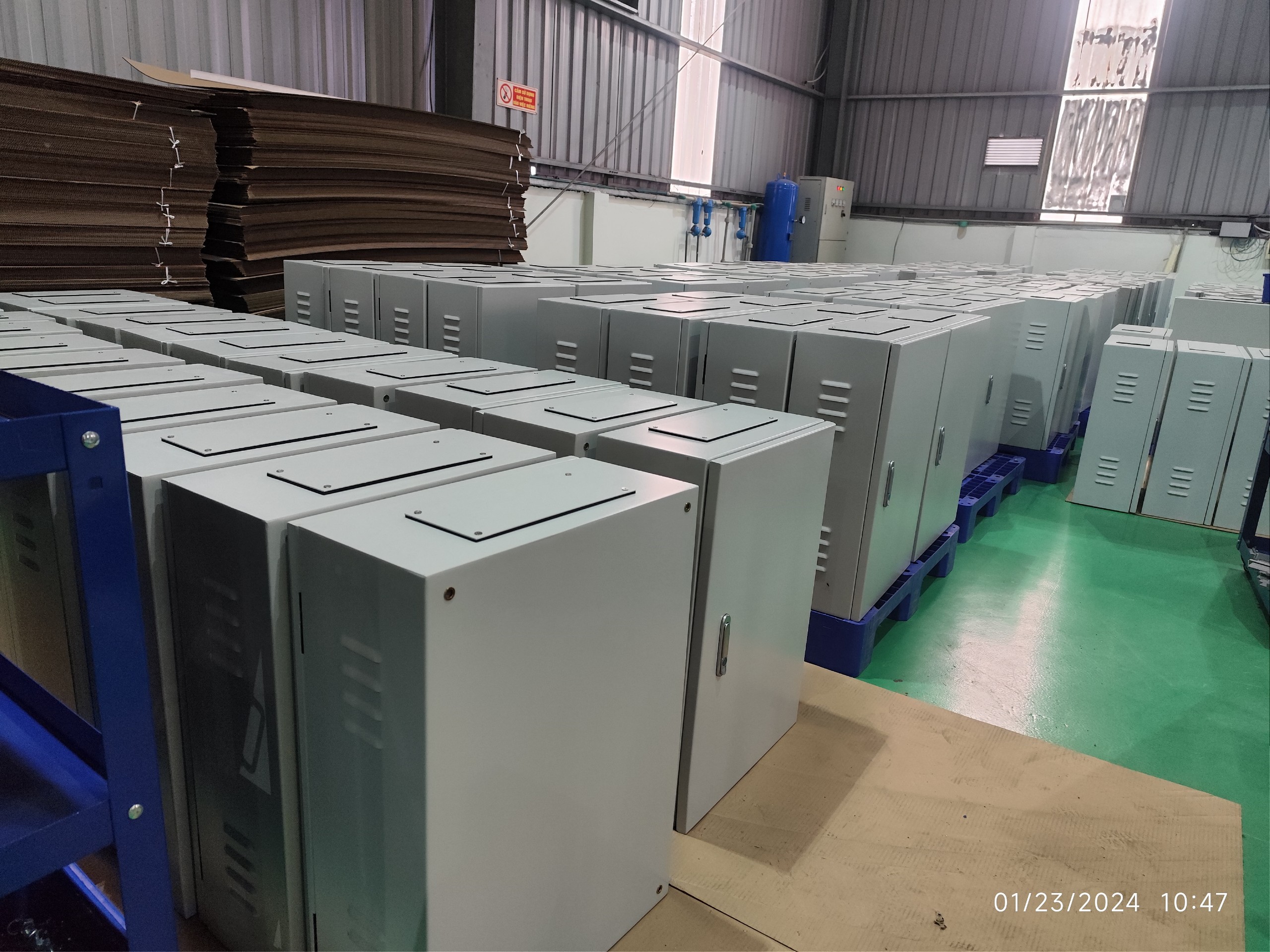 tủ điện hvc sản xuất